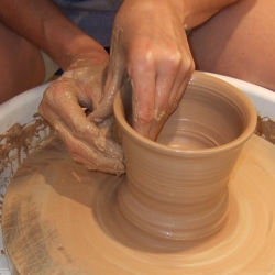 throwing pottery debra griffin dag